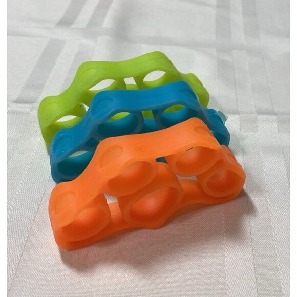 Hand Grip Strengthener, Finger Exerciser, Grip Strength Trainer (6 Pcs) - Picture 10 of 11